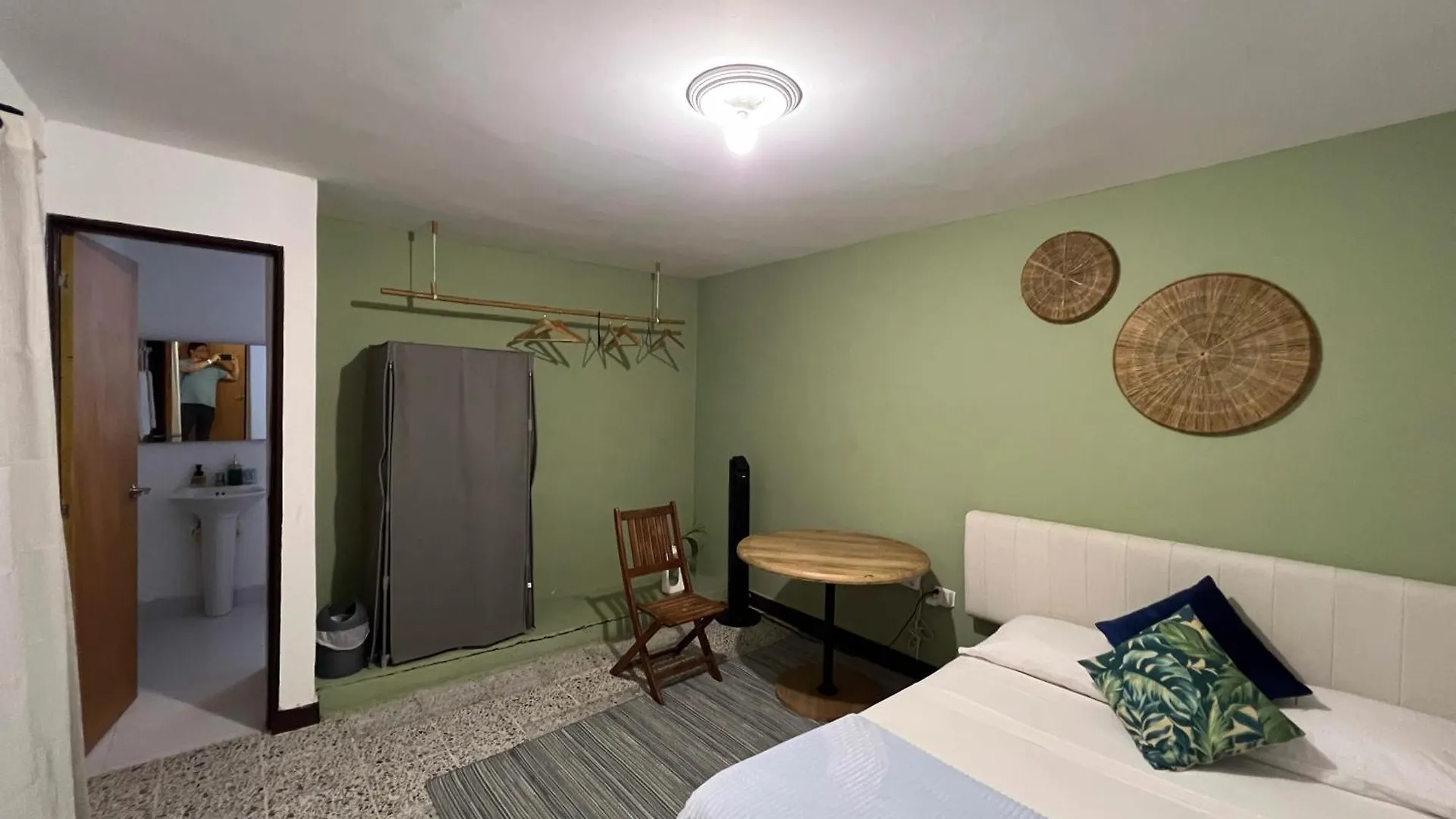 Estadio House Atelier Medellin Homestay