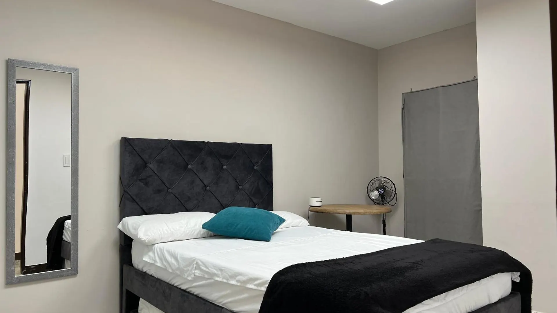 Estadio House Atelier Medellin Homestay
